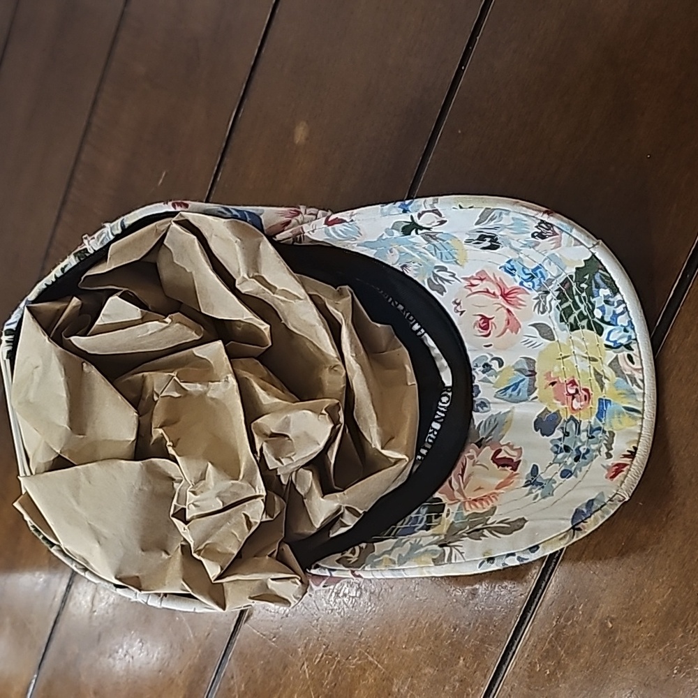 Robin Ruth cap - Picture 6 of 9